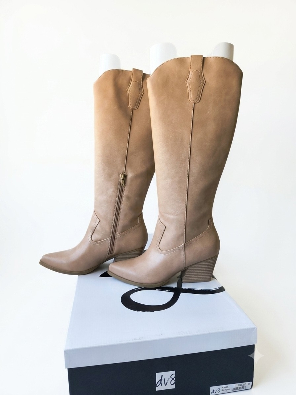 Size 8 Kina Women's Knee-High Tan Leather Boots